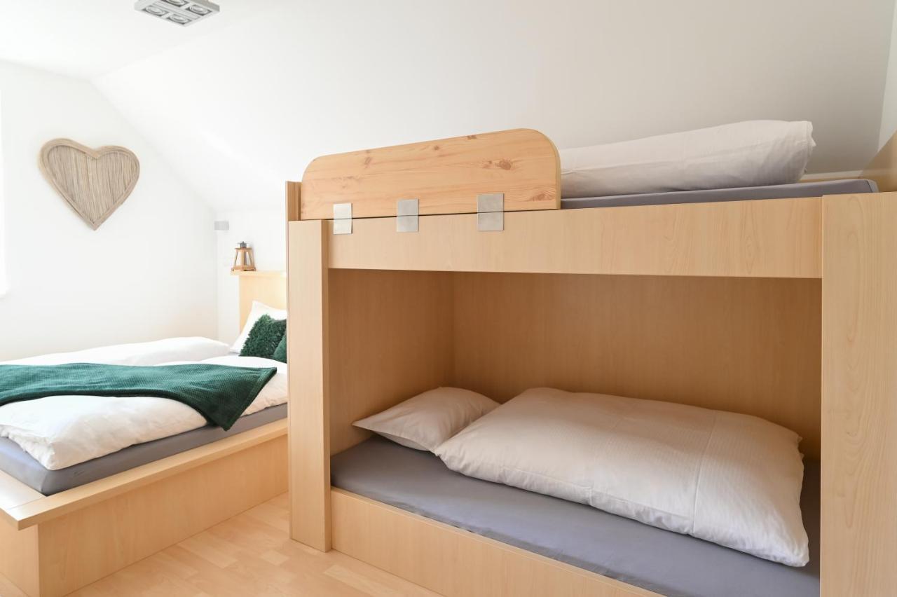 Apartment Stros With Private Sauna Kranjska Gora Exteriör bild